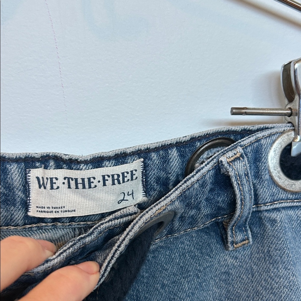 Free People moxie barrel jean sz 24 - Picture 2 of 5